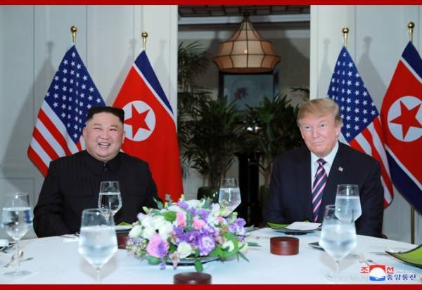 Ким Ченын - Трамп заинтриговал публику намеками на состояние Ким Чен Ына - nakanune.ru - США - КНДР