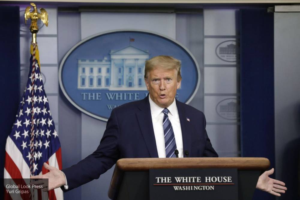 Дональд Трамп - Washington Post упрекает Трампа в несвоевременной реакции на сообщения о коронавирусе - nation-news.ru - Китай - США - Washington - Washington
