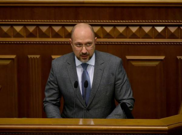 Владимир Зеленский - Юрий Гусев - На Украине торговцы и аграрии протестовали против продолжения карантина - nakanune.ru - Украина - Кривой Рог - Херсон - Херсонская обл. - Черновцы - Торговля