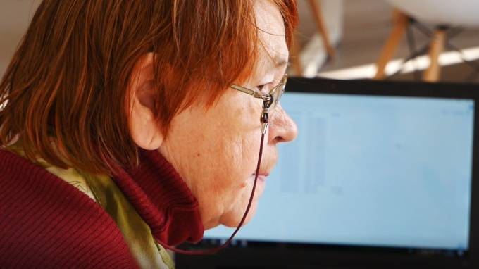 Пожилая петербурженка перечислила мошеннику более 1,3 миллиона рублей - piter.tv - Украина