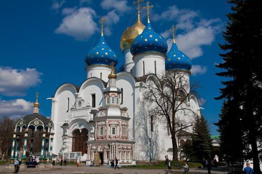 Послушник Троице-Сергиевой лавры свел счеты с жизнью - versia.ru