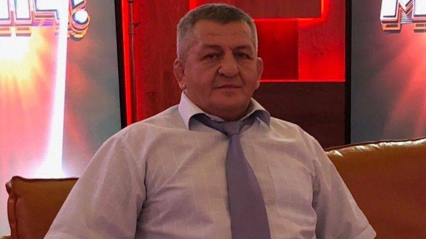 Хабиб Нурмагомедов - Абдулманап Нурмагомедов - Рамазан Рабаданов - «Спасители в белых халатах»: отец Хабиба Нурмагомедова поблагодарил врачей за оказанную помощь - 5-tv.ru - Махачкала