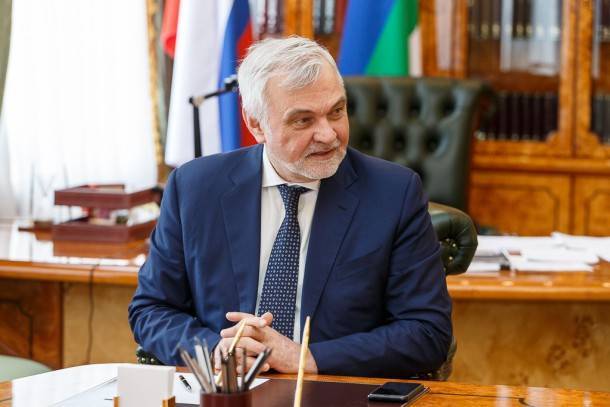 Андрей Белоусов - Владимир Уйба - Владимир Уйба предложил расширить перечень отраслей экономики, наиболее пострадавших от распространения COVID-19 - bnkomi.ru - респ. Коми