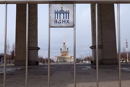Анастасия Ракова - В Москве задумали переоборудовать выставки и торговые центры в больницы - lenta.ru - Москва - Россия