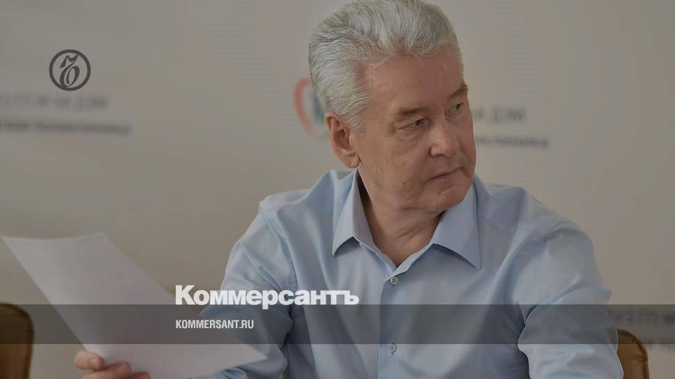 Владимир Путин - Сергей Собянин - Собянин заявил о необходимости на две недели сохранить строгий режим в Москве и области - kommersant.ru - Москва - Россия - Московская обл.