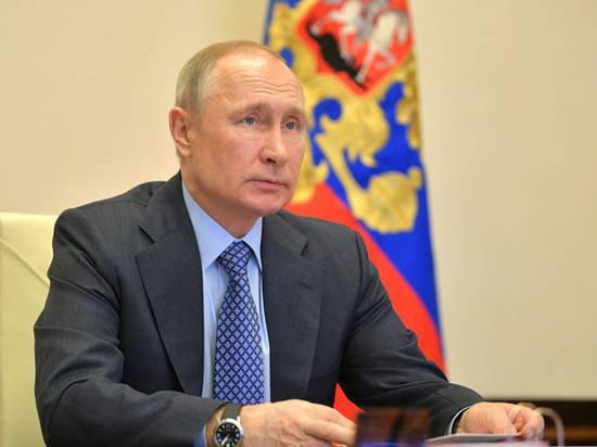 Владимир Путин - Путин продлил по 11 мая режим самоизоляции в России - newtvnews.ru - Россия