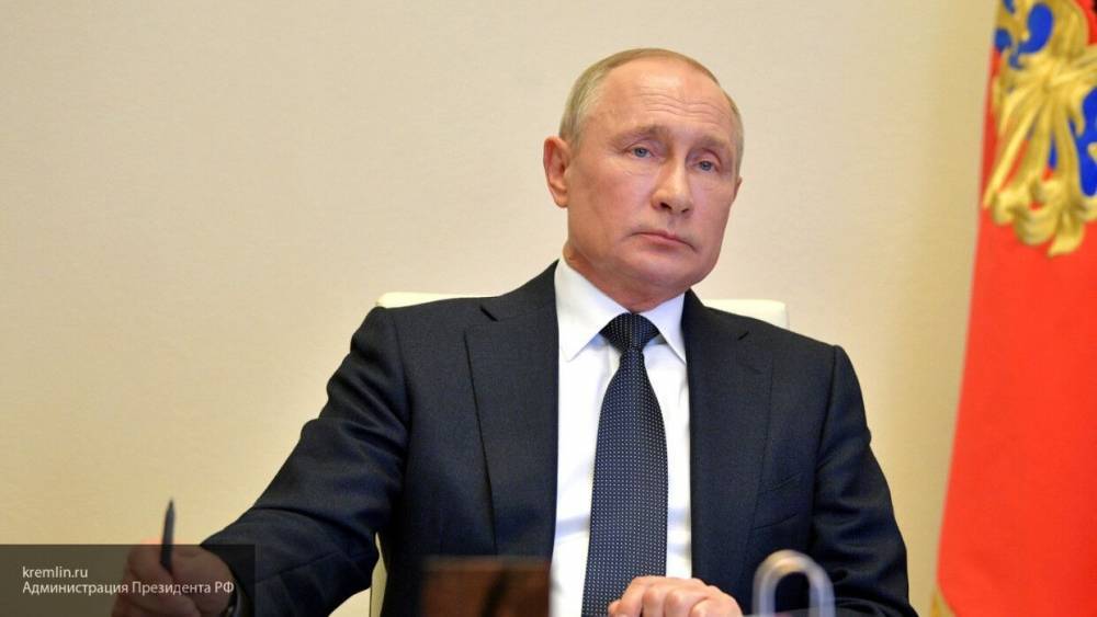 Владимир Путин - Путин убежден в победе россиян над эпидемией COVID-19 - polit.info - Россия
