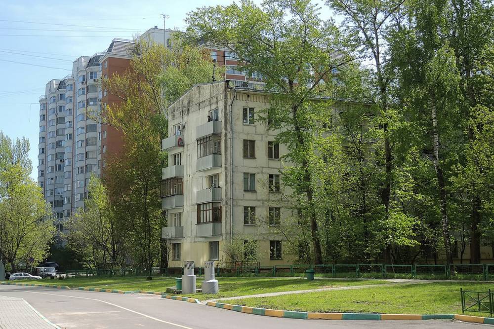 Бойфренда - Ревнивый москвич залез по трубе, избил бойфренда девушки, но ошибся адресом - mk.ru - Москва