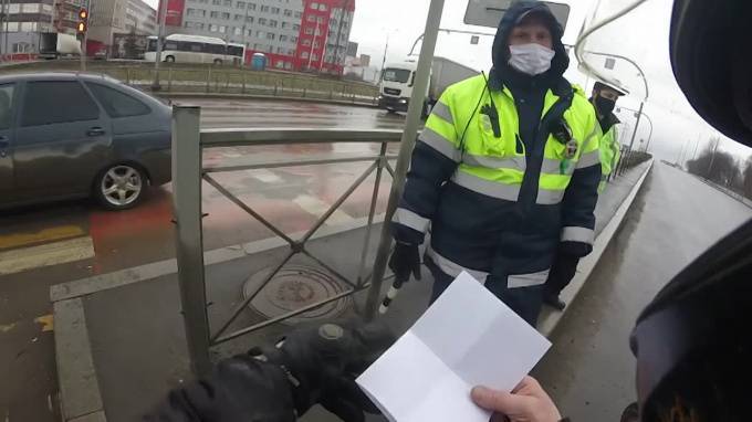 Владимир Путин - Александр Хинштейн - В Госдуму внесли проект о штрафах за езду без спецпропуска - piter.tv - Россия
