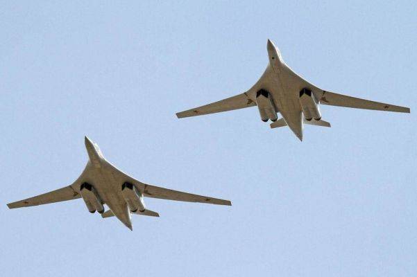 Сергей Шойгу - Российские Ту-160 над Балтикой подняли на крыло истребители стран Европы - eadaily.com - Россия - Казань