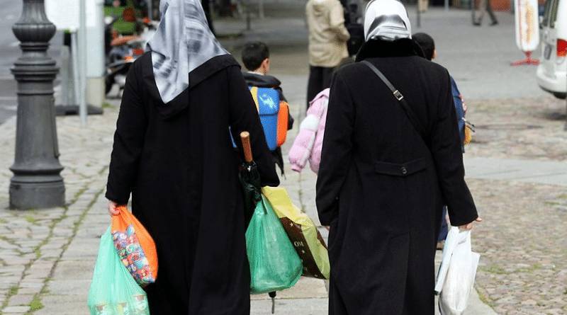 Берлин: здесь живет большинство людей с миграционным прошлым - germania.one - Германия - Берлин - Бавария