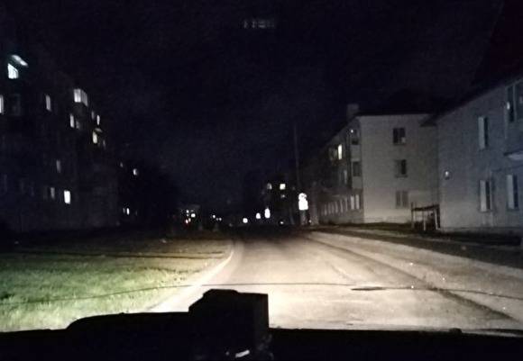 В Краснотурьинске в рамках борьбы с COVID-19 стали после 23:00 отключать уличное освещение - znak.com - Краснотурьинск