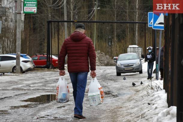 Виктор Бобыря Как - В Коми увеличился спрос на консервы, крупы, соль и мыло - bnkomi.ru - респ. Коми
