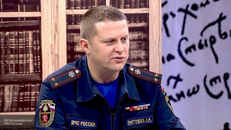 Литовка: сотрудники МЧС проводят дезинфекцию петербургских вокзалов, больниц и поликлиник - nation-news.ru - Россия - Санкт-Петербург