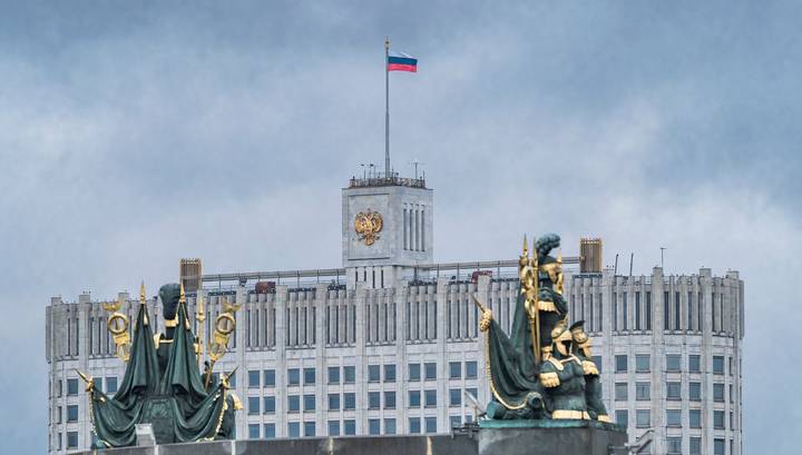Михаил Мишустин - Стоматологи и кинотеатры получили отсрочку арендных платежей - vesti.ru - Россия