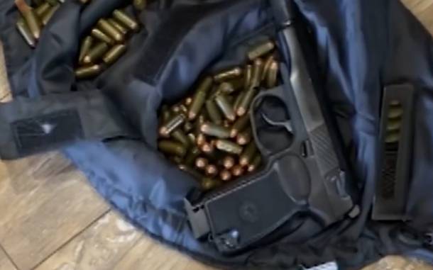 В Коми ФСБ провела операцию по задержанию подпольных оружейников - bnkomi.ru - Москва - Россия - Красноярский край - Иркутская обл. - Крым - Краснодарский край - Московская обл. - Смоленская обл. - респ. Коми - Нижегородская обл. - Кемеровская обл. - Севастополь - Хабаровский край - Кировская обл. - Астраханская обл. - Ростовская обл. - Тверская обл. - Ярославская обл. - Мордовия - Омская обл. - Тамбовская обл. - Томская обл. - Ивановская обл.