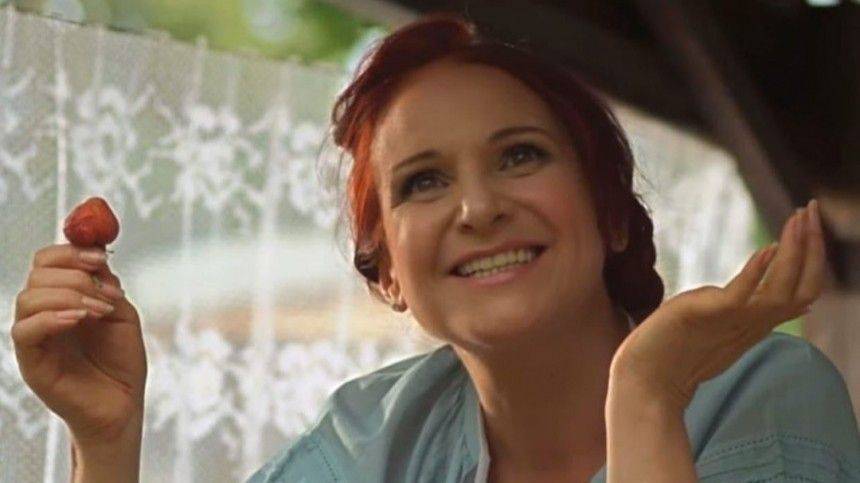 Людмила Артемьева - Звезда сериала «Сваты» рассказала, будет ли сниматься в седьмом сезоне - 5-tv.ru - Россия