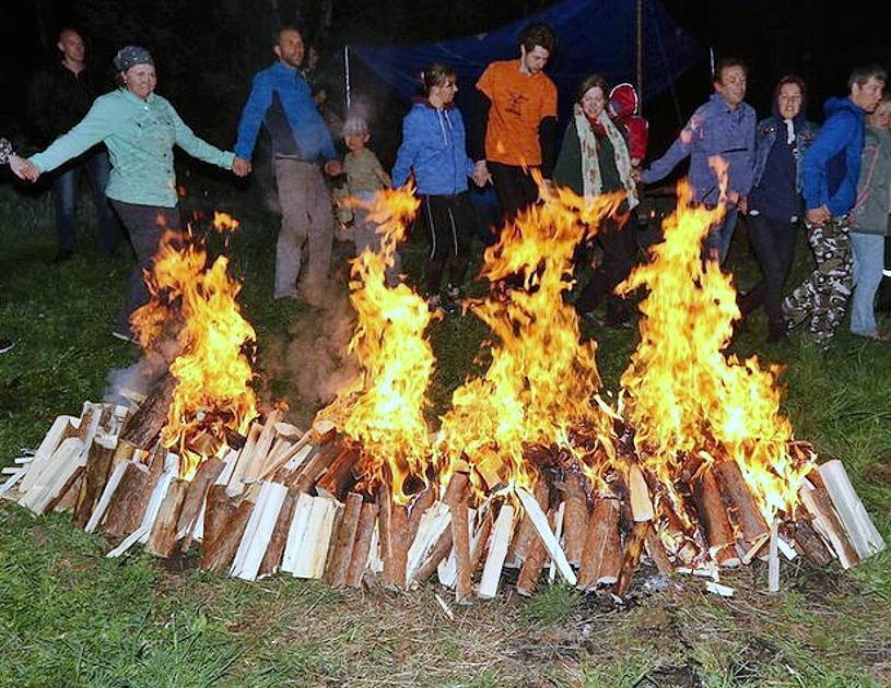 Нижегородская полиция занялась «Делом о хороводе у костра» - newsland.com - Нижний Новгород