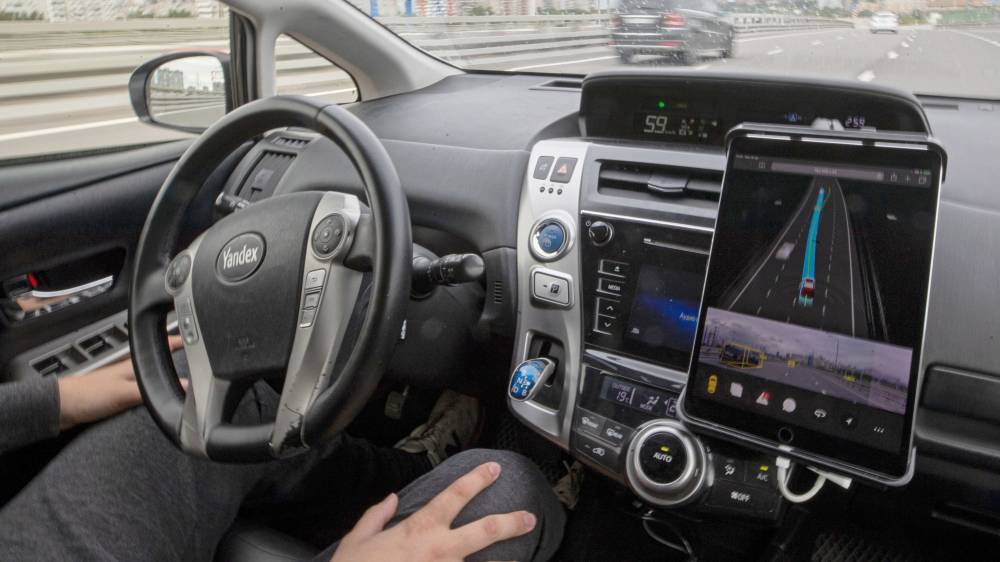 Беспилотные автомобили могут выйти на дороги России уже в 2021 году - riafan.ru - Россия - Санкт-Петербург - Московская обл.