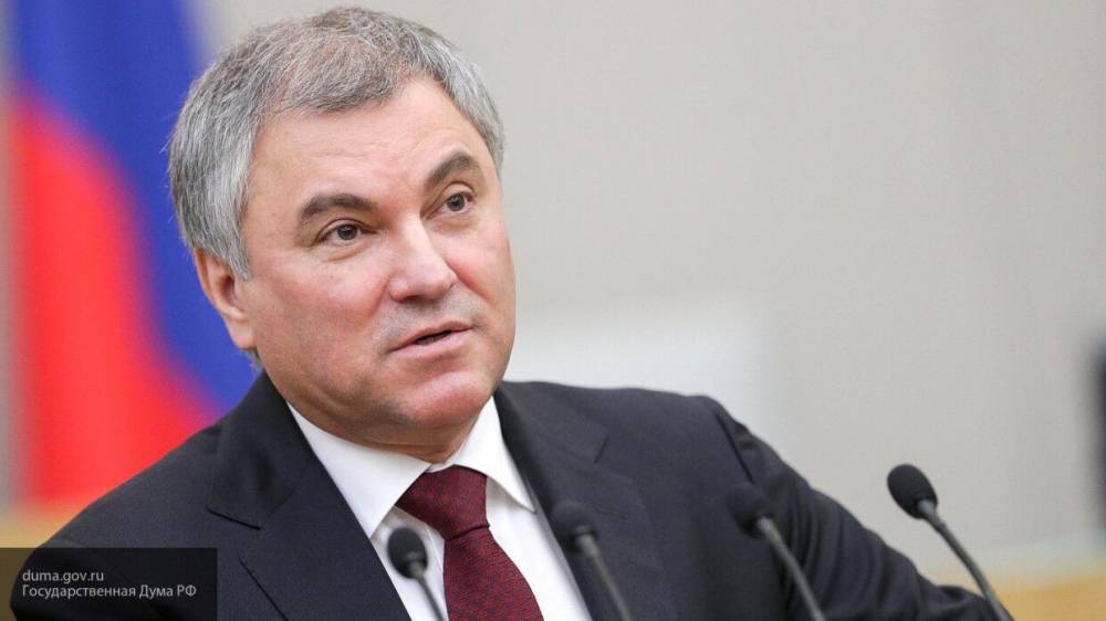 Вячеслав Володин - Володин сравнил медицинскую помощь в России и США на фоне распространения коронавируса - polit.info - Россия - США