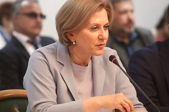 Анна Попова - Попова: России нужно переждать третий инкубационный период в режиме ограничений - pnp.ru - Россия