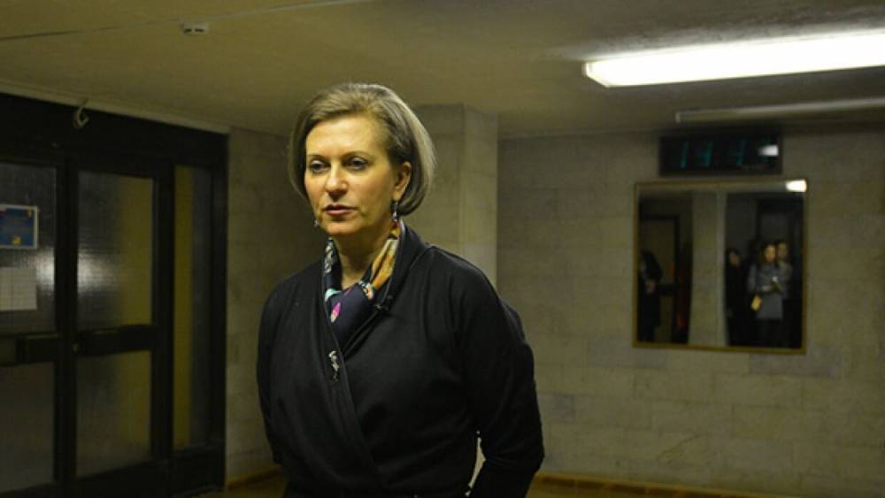 Владимир Путин - Анна Попова - Попова назвала процент тяжелых случаев среди больных COVID-19 в России - riafan.ru - Москва - Россия