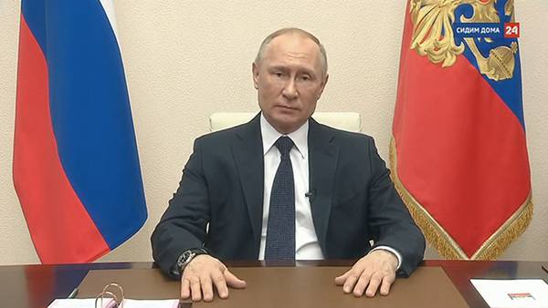 Песков объяснил, почему отставали часы на руке Путина во время обращения - nakanune.ru - Владимир Путин - Дмитрий Песков