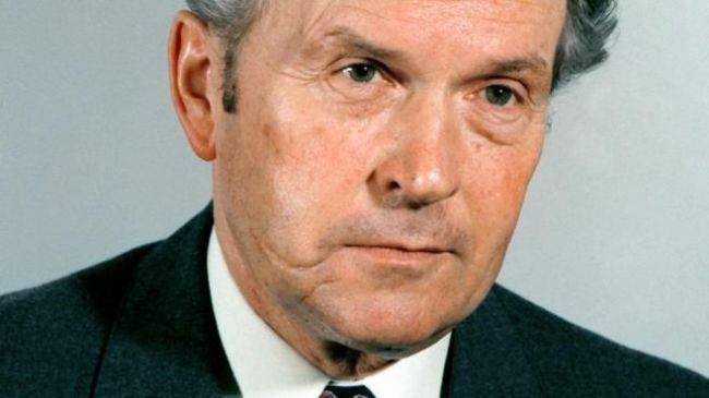 Иоанн Павел II (Ii) - На 98-м году жизни умер последний министр иностранных дел ГДР - eadaily.com - Болгария - ГДР - Ватикан