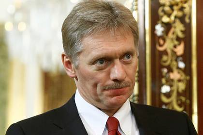 Дмитрий Песков - Песков назвал абсурдом теорию о слежке под прикрытием мер против коронавируса - lenta.ru - Москва
