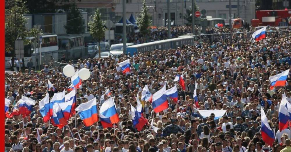 Банковские переводы, питание в школах, штрафы: как изменится жизнь россиян в мае - profile.ru