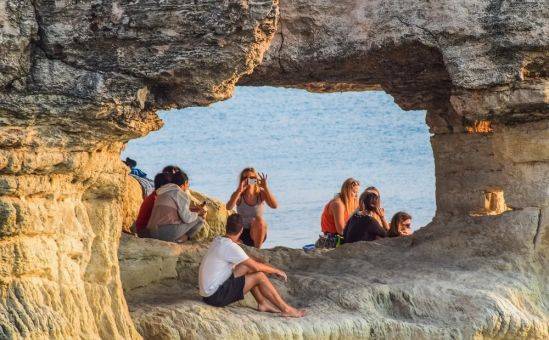 Каждый 10 житель Кипра ограничивает себя в самом необходимом - vkcyprus.com - Кипр