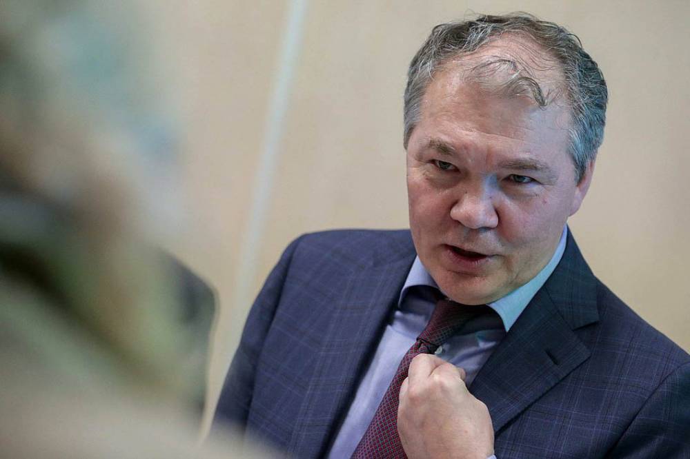 Леонид Калашников - «Лежу под капельницей»: зараженный COVID-19 депутат Калашников рассказал о своем состоянии - vm.ru - Москва