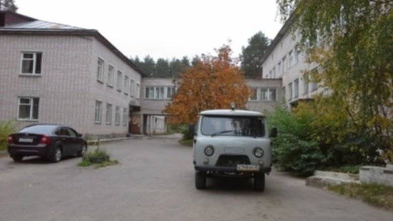 Главврач в Вологодской области собирал деньги на средства защиты через газету - newizv.ru - Вологодская обл.