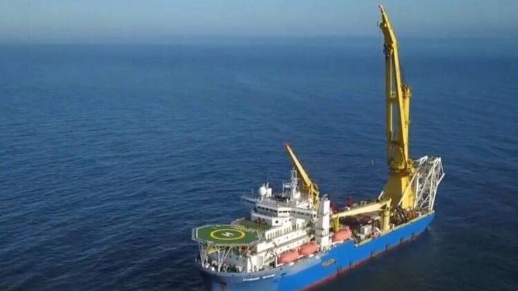 Андрей Суздальцев - Marine Traffic - Политолог Суздальцев объяснил, почему трубоукладчик «Академик Черский» тянет время - polit.info - Россия - США - Калининград