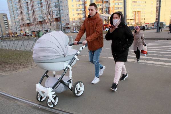 Андрей Воробьев - Подмосковье вслед за Самарой сделает ношение масок обязательным - trud.ru - Московская обл. - Самара