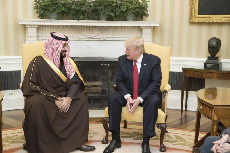 Дональд Трамп - Бен Аль-Саудый - Стало известно об ультиматуме США к Саудовской Аравии по нефти - topcor.ru - США - Саудовская Аравия