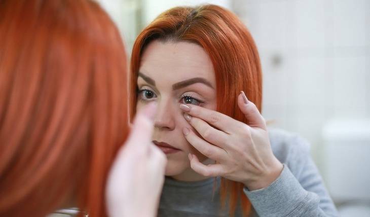 Офтальмолог рекомендовал отказаться от контактных линз - mirnov.ru