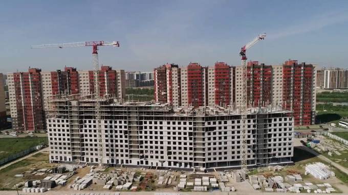 Цены на новое жильё в России могут упасть на 30% - piter.tv - Россия - Строительство - Застройка