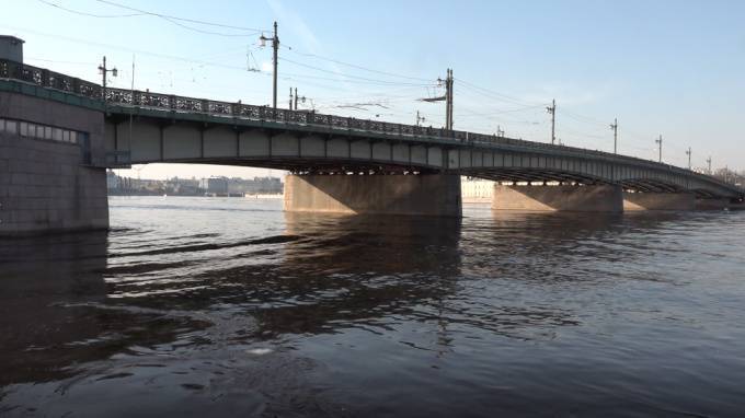 Четыре моста разведут в Петербурге в ночь на 7 апреля - piter.tv - Санкт-Петербург - территория Мостотрест