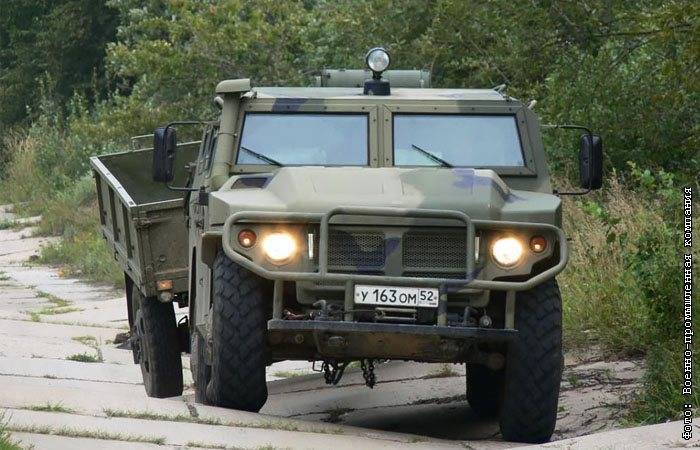 В РФ создали броневик "Тигр" для безопасного передвижения во время пандемии - interfax.ru - Москва - Россия