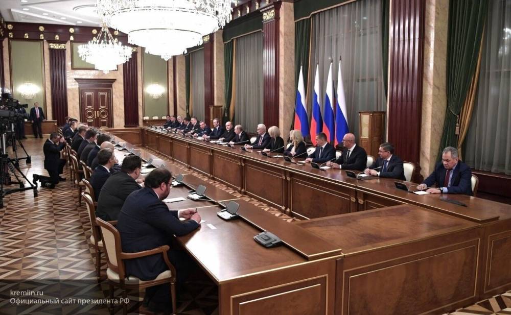 Антон Котяков - Правительство выделит около 200 млрд рублей на поддержку семей с детьми - polit.info - Россия