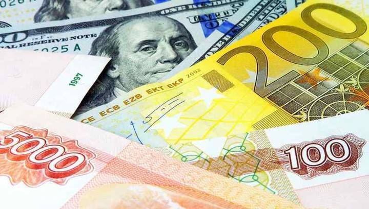Банк России 8 апреля продал на внутреннем рынке валюту на 13,2 млрд рублей - vesti.ru - Россия