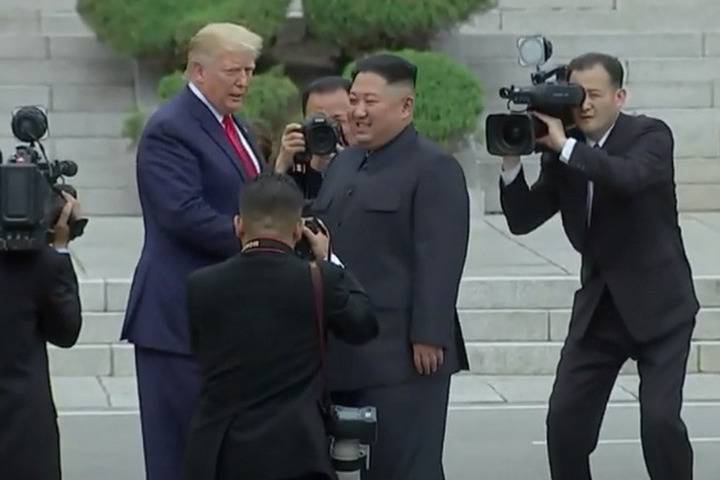 Дональд Трамп - Ким Ченын - Трамп располагает информацией о состоянии здоровья Ким Чен Ына - mk.ru - США - КНДР