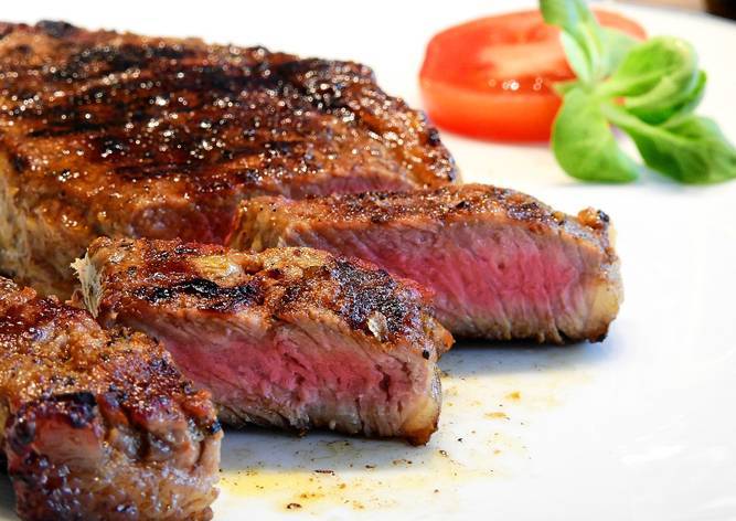 Элитные рестораны Праги выдавали польское мясо за аргентинское - vinegret.cz - Германия - Франция - Румыния - Эстония - Венгрия - Швеция - Литва - Испания - Финляндия - Чехия - Португалия - Латвия - Словакия - Прага