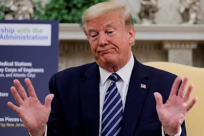 Дональд Трамп - Джо Байден - Трамп отреагировал на обвинения в адрес Байдена в сексуальных домогательствах - lenta.ru - США - г. Александрия