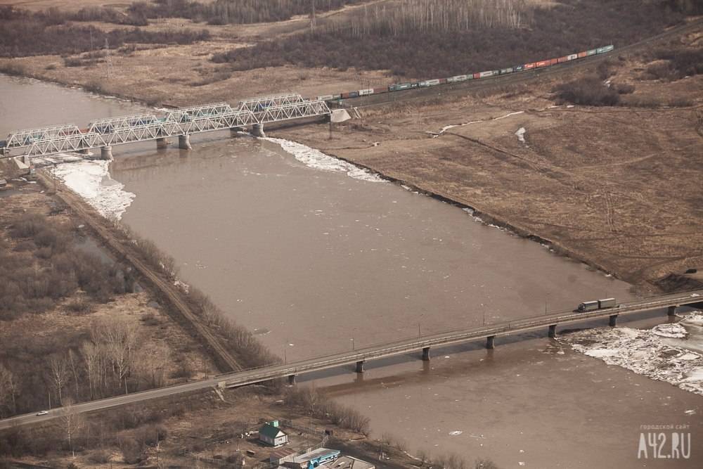 В Новокузнецке уровень Томи приближается к опасному - gazeta.a42.ru - Междуреченск