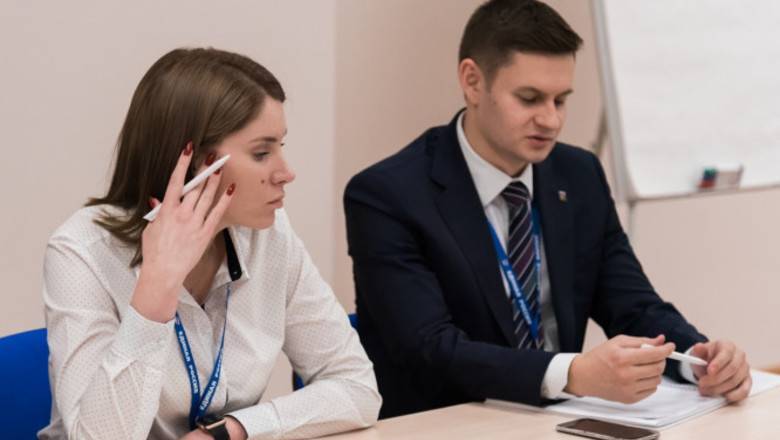 Опрос: только 1% российской молодежи активно участвует в политической жизни страны - newizv.ru - Россия - Германия