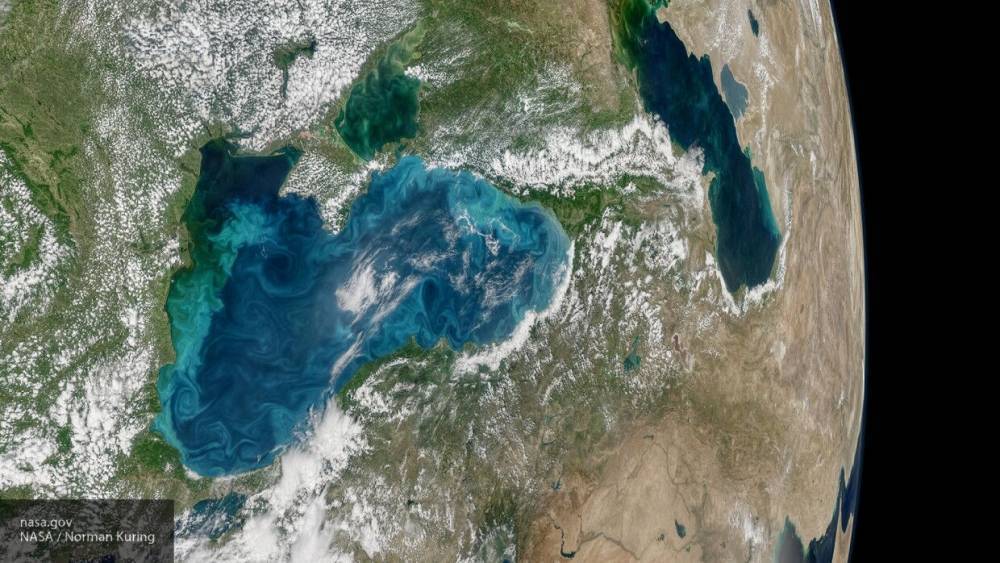 Жителям двух областей Украины запретили доступ к Черному и Азовскому морям из-за COVID-19 - politros.com - Украина - Запорожская обл. - Николаевская обл. - Бердянск - Черное Море - Азовское Море - Запрет