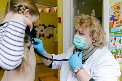 В Минздраве рассказали о количестве умерших детей с коронавирусом - lenta.ru - Москва - Россия