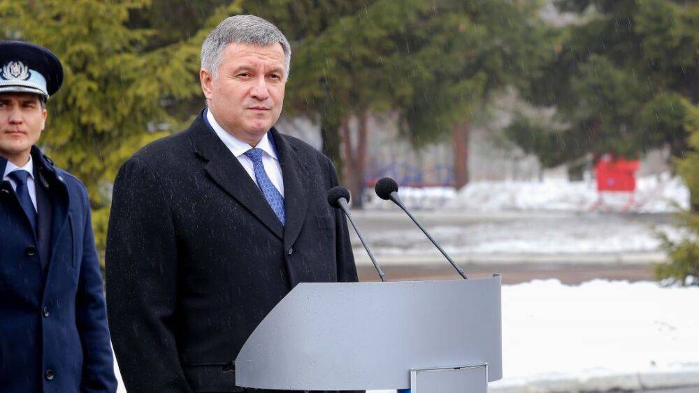 Арсен Аваков - Глава МВД Украины пригрозил властям Черкасс за ослабление карантина - riafan.ru - Москва - Украина - Черкассы